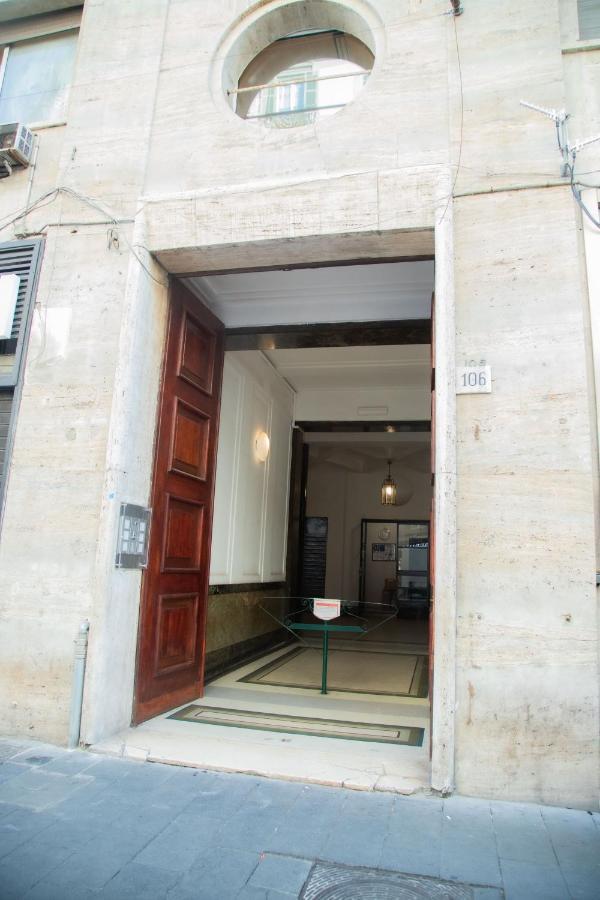 Lagi Suites Nápoles Exterior foto